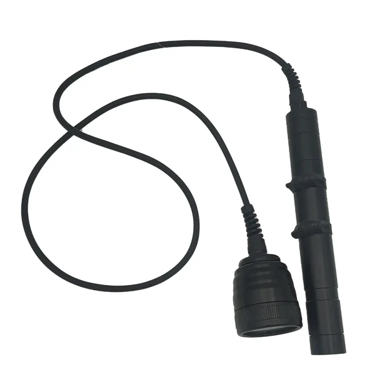 Linterna De Buceo Profesional 3000L Dw10v Subpacifico