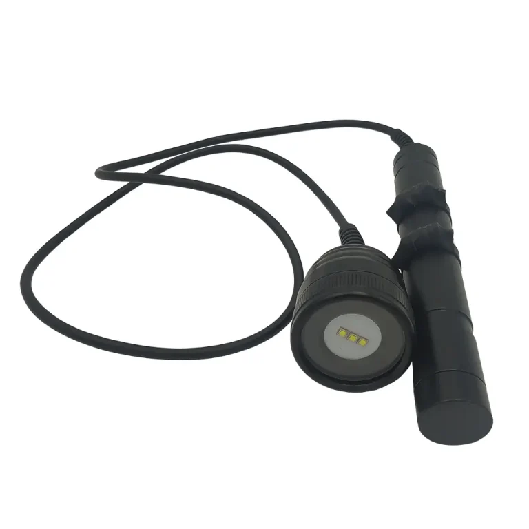 Linterna De Buceo Profesional 3000L Dw10v Subpacifico