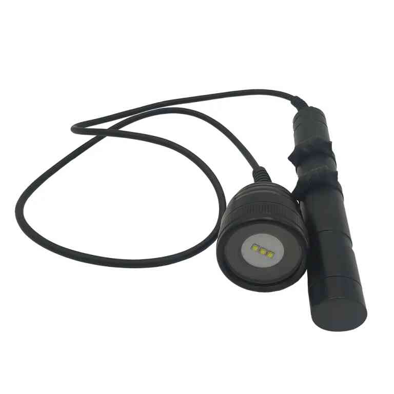 Linterna De Buceo Profesional 3000L Dw10v Subpacifico